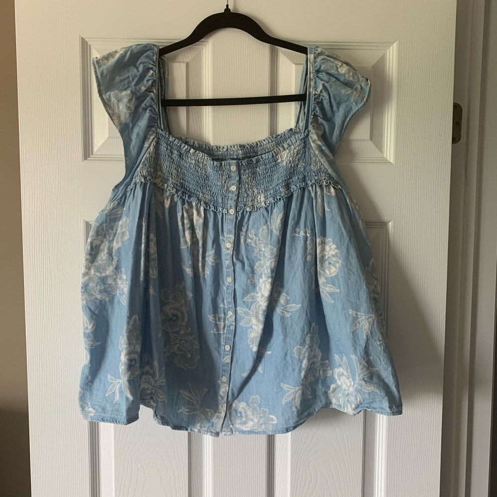 Old Navy Light Blue Floral Blouse